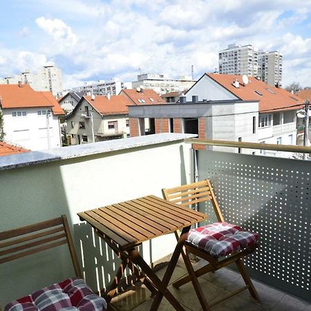 Simpa Stan U Potkrovlju Zagreb Exterior photo