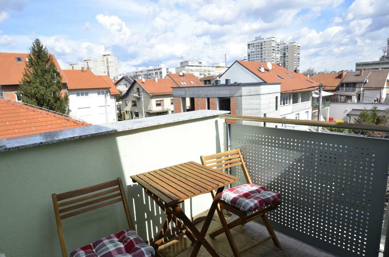 Simpa Stan U Potkrovlju Zagreb Exterior photo